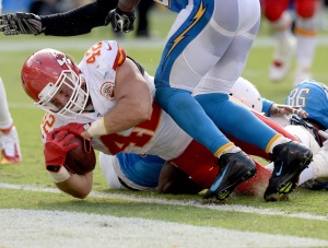 Oct 19, 2014; San Diego; Chiefs fullback Anthony Sherman (42) scores a touchdown against the San Diego Chargers at Qualcomm Stadium. Credit: Jayne Kamin-Oncea-USA TODAY Sports