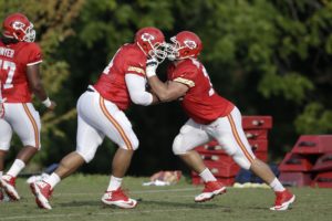 Aug. 3, 2015; St. Joseph, MO; Chiefs guards Paul Fanaika (left) and Laurent Duvernay-Tardif (right) during individual position drills at training camp. (AP Photo/Orlin Wagner)