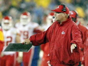 Sept. 28, 2015; Green Bay, WI; Chiefs head coach Andy Reid on the sidelines against the Packers at Lambeau Field. (AP Photo/Matt Ludtke)