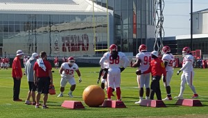 Oct. 21, 2015; Kansas City, MO; Chiefs defensive linemen go through position drills at the team's training facility. (Credit: Teope)