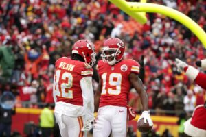 Dec. 27, 2015; Kansas City, MO; Chiefs wide receiver Jeremy Maclin (19) celebrates his touchdown catch with wide receiver Albert Wilson (12) during the first half against the Cleveland Browns at Arrowhead Stadium. (AP Photo/Charlie Riedel)
