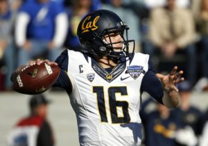 Dec. 29, 2015; Fort Worth, TX; California quarterback Jared Goff (16) in action during the first half of the Armed Forces Bowl. (AP Photo/Ron Jenkins)