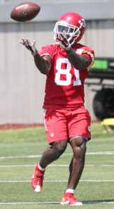 June 10, 2016; Kansas City, MO; Chiefs rookie wide receiver Tyreek Hill warms up during OTAs at the team's training facility. (Jake Gatchell/The Topeka Capital-Journal)
