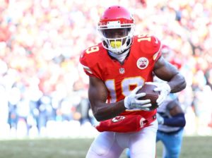 Kansas City Chiefs wide receiver Jeremy Maclin makes a reception during the team's 19-17 loss to the Tennessee Titans at Arrowhead Stadium Dec. 18, 2016. (Photo courtesy Chiefs PR, Chiefs.com)
